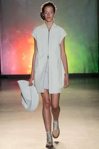 Look 23